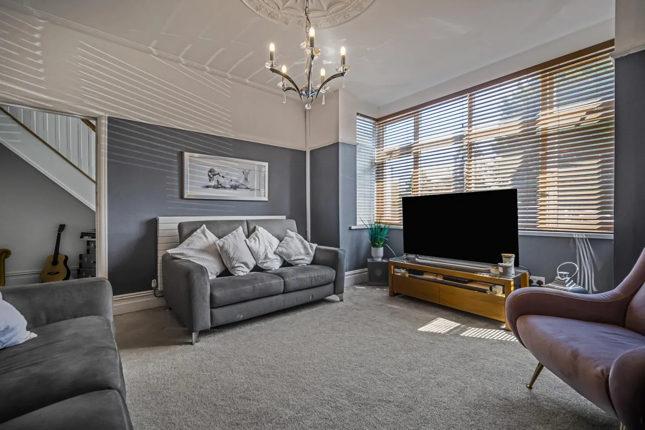 Thornhill Road, Cardiff, CF14, photo 5