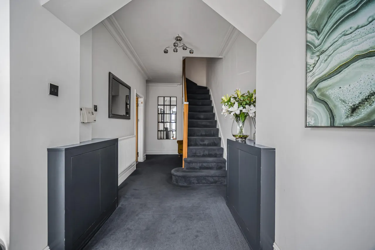 Thornhill Road, Cardiff, CF14, photo 12