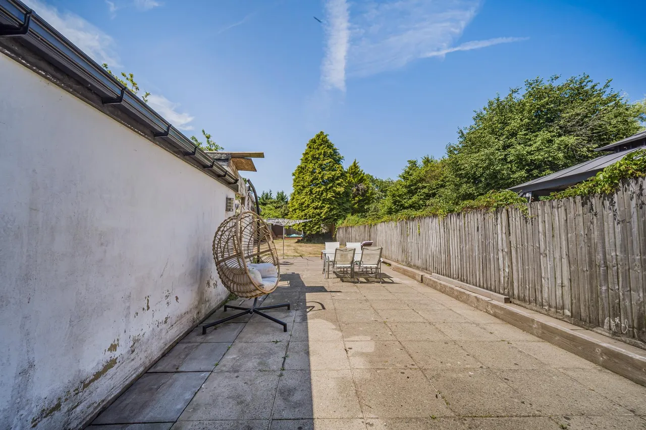 Thornhill Road, Cardiff, CF14, photo 26