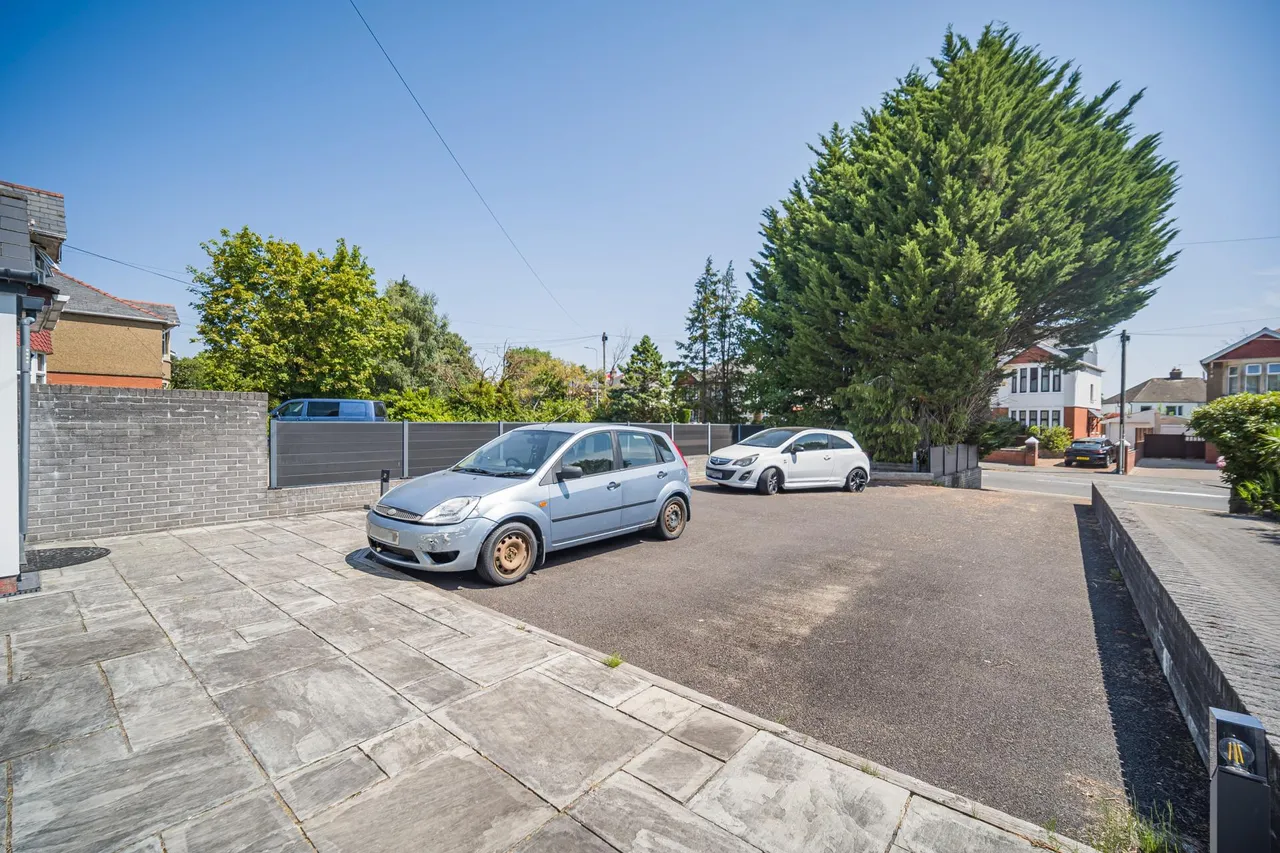 Thornhill Road, Cardiff, CF14, photo 35