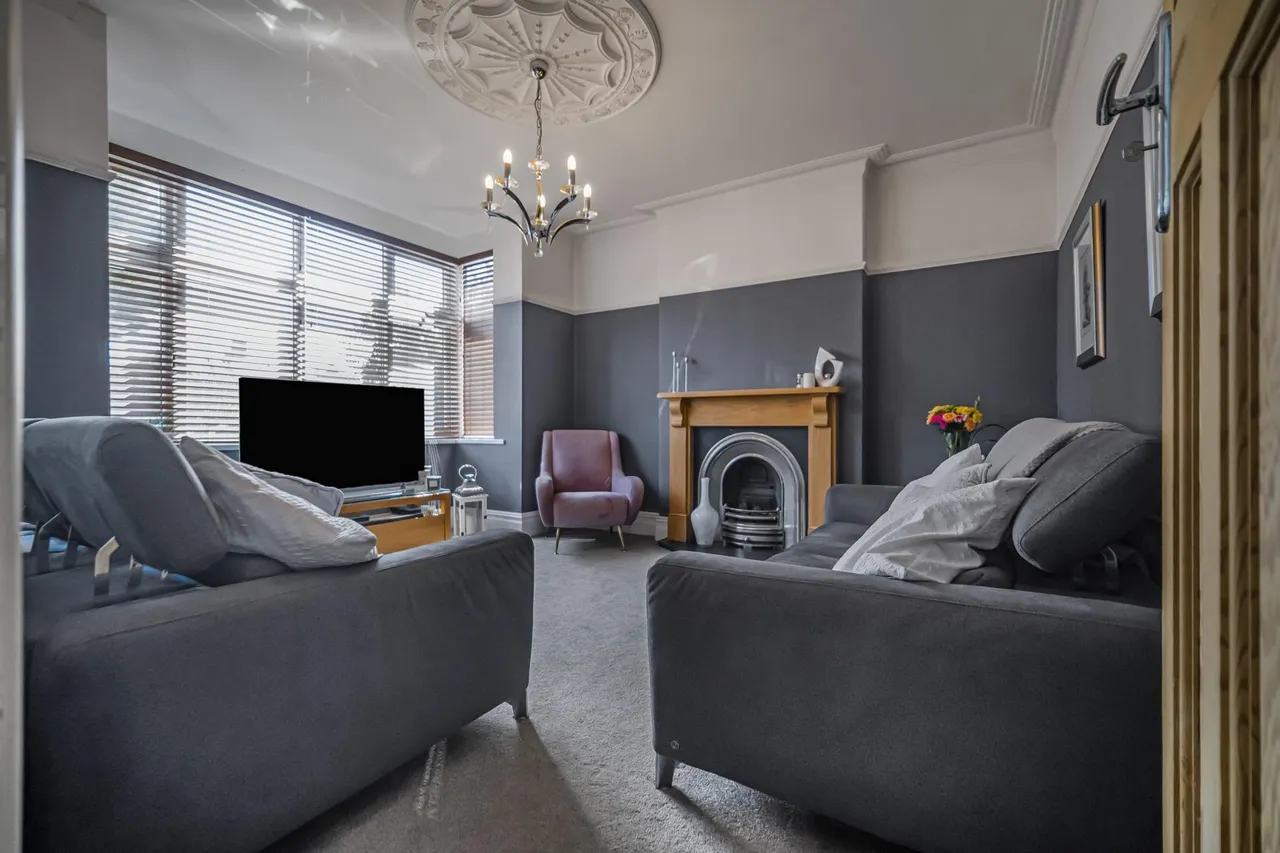 Thornhill Road, Cardiff, CF14, photo 6
