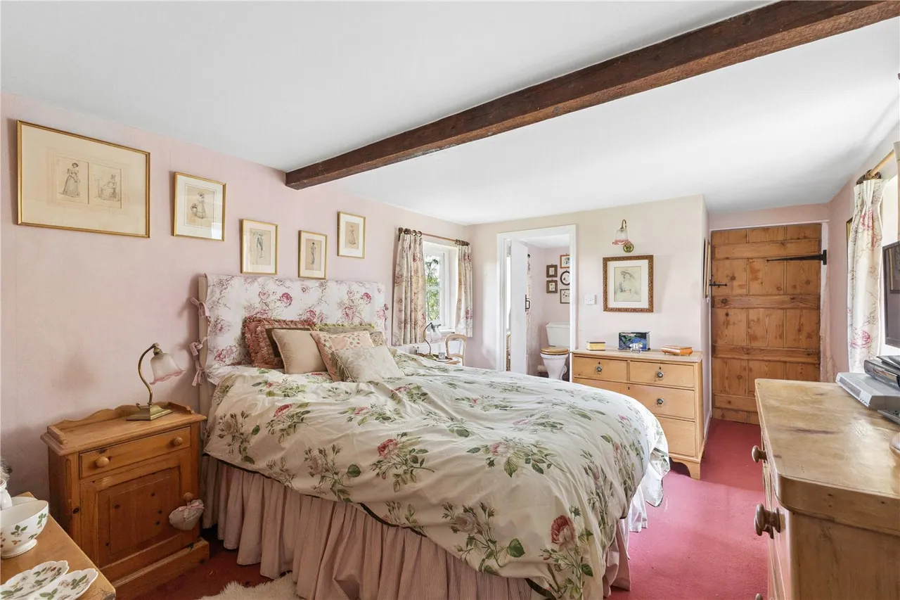 Great Bedwyn, Marlborough, Wiltshire, SN8 3LJ, photo 10
