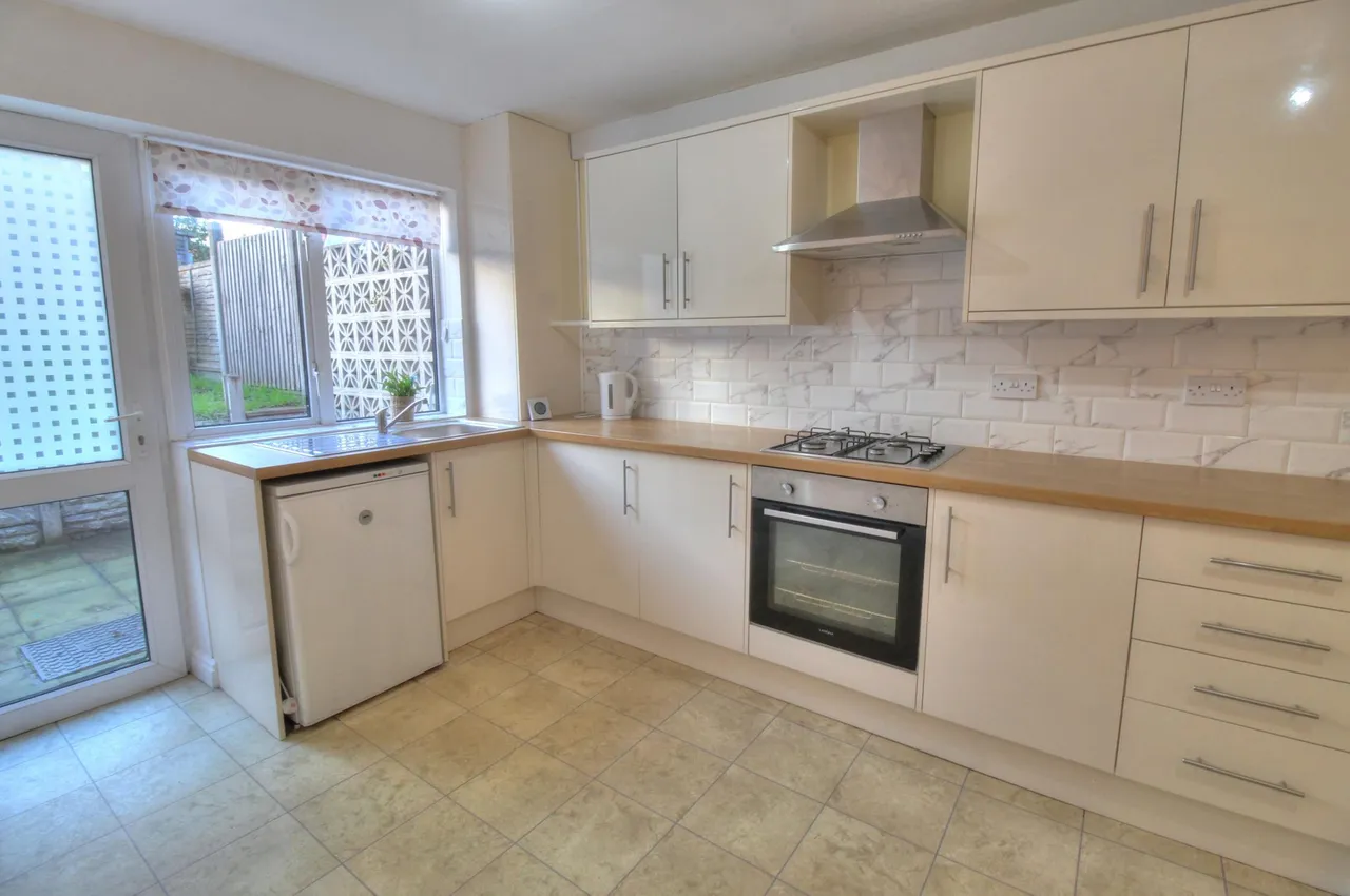 Sutton Road, Kidderminster, DY11, photo 8
