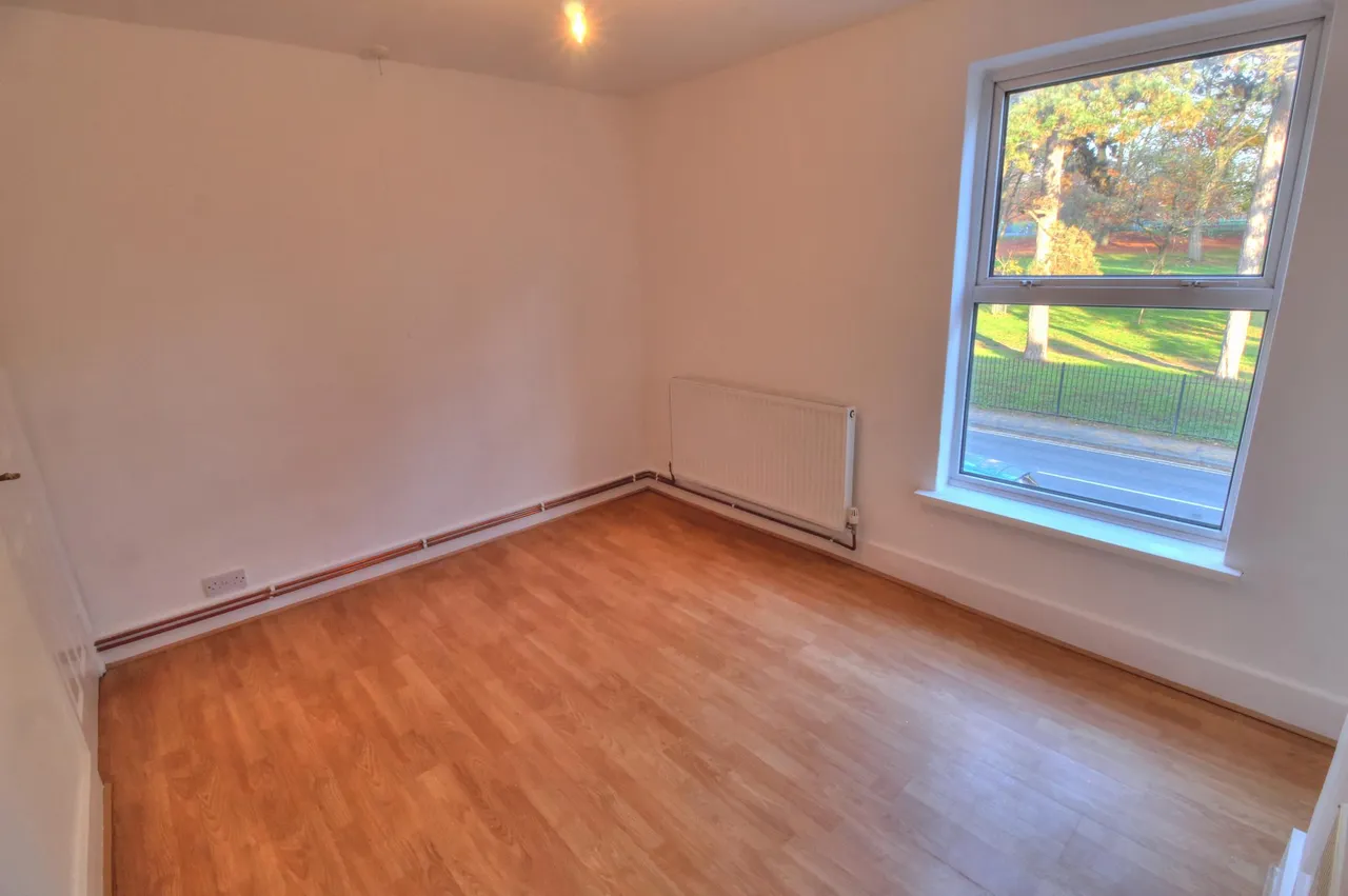 Sutton Road, Kidderminster, DY11, photo 11