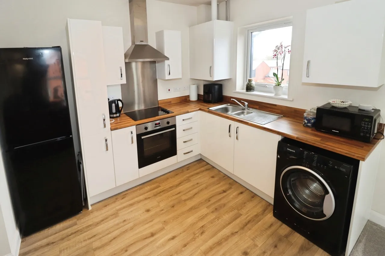 Dowsell Way, Yate, Bristol, Gloucestershire, BS37, photo 4