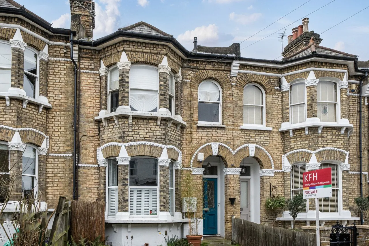 2 bed flat for sale — Whiteley Road, Crystal Palace, London, SE19