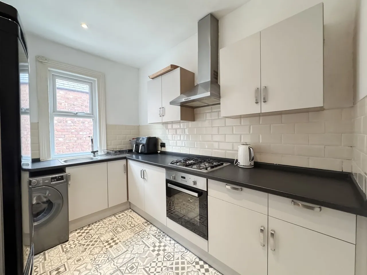 Leven Street, Saltburn-by-the-Sea, TS12, photo 9