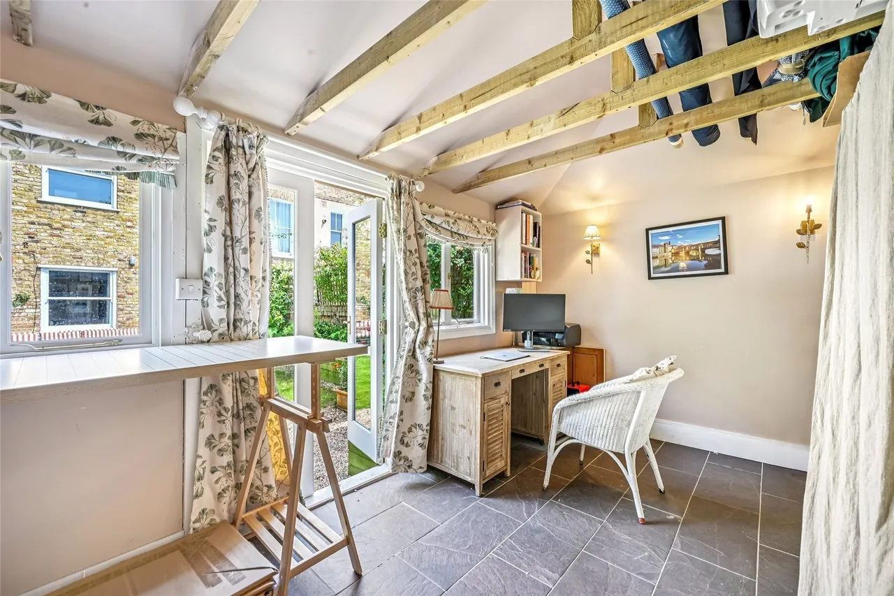 Coningham Road, London, W12, photo 11