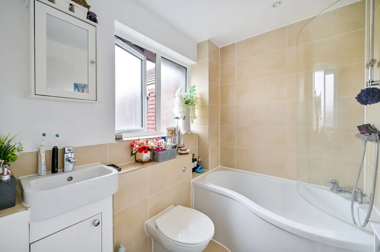 105 Victoria Street, Slough, photo 8