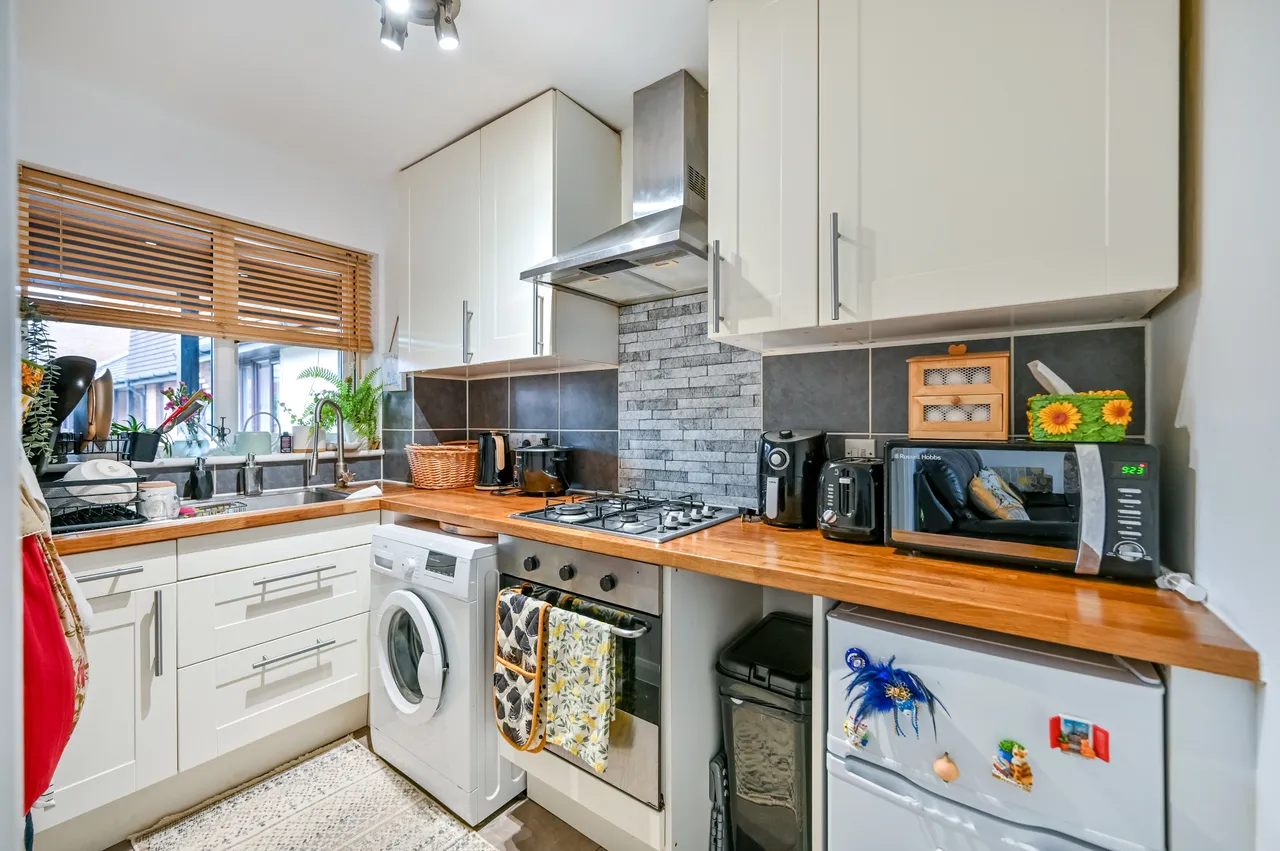 105 Victoria Street, Slough, photo 4