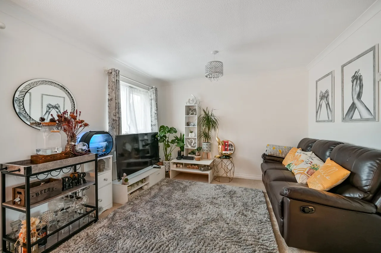 105 Victoria Street, Slough, photo 3