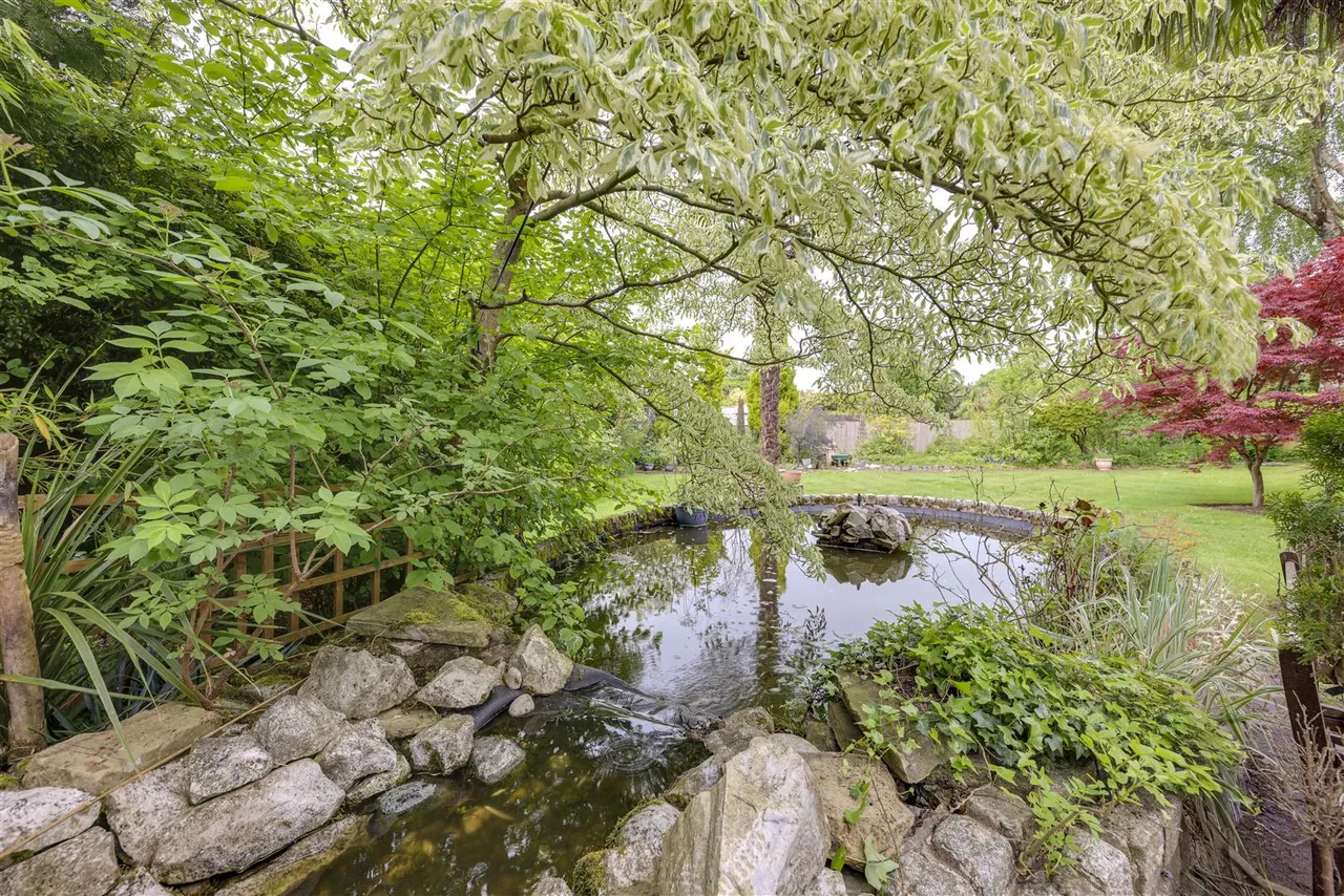Ringley Road, Whitefield, photo 53