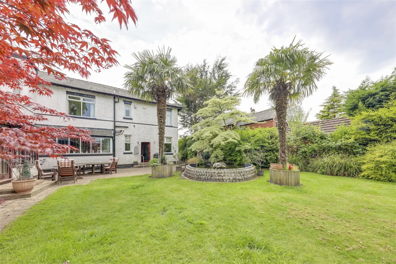 Ringley Road, Whitefield, photo 49