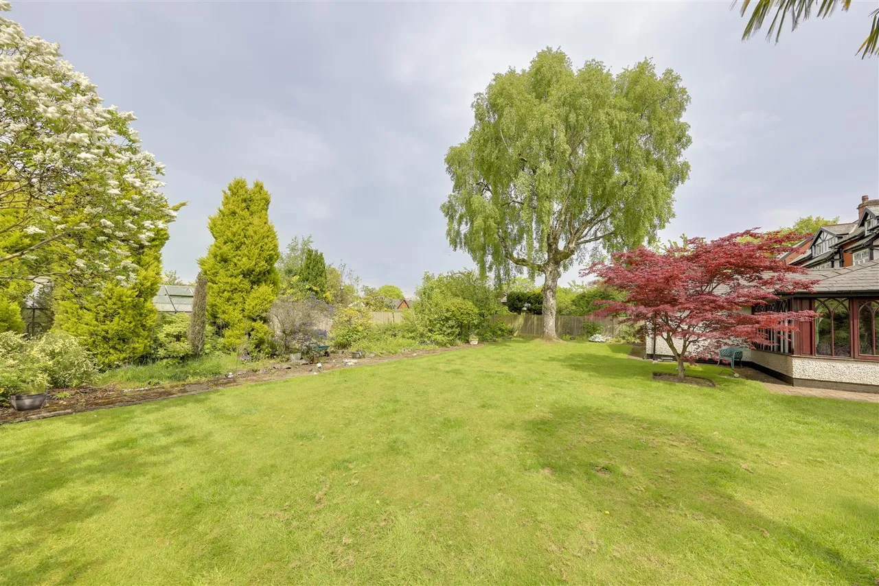 Ringley Road, Whitefield, photo 47