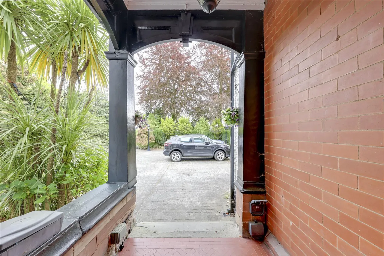 Ringley Road, Whitefield, photo 7