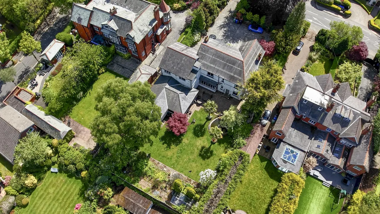 Ringley Road, Whitefield, photo 6