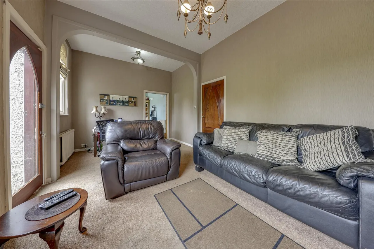 Ringley Road, Whitefield, photo 17