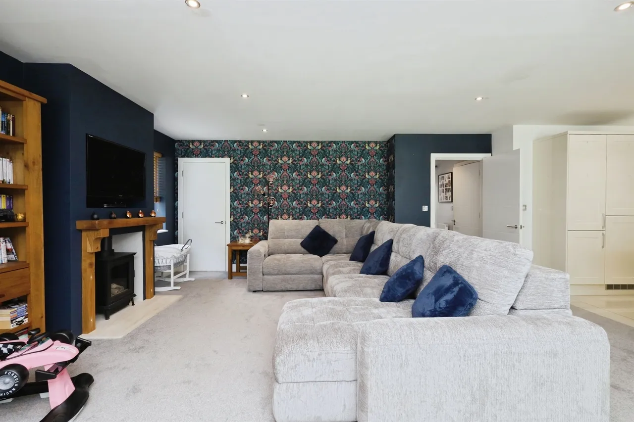 West Close, Polegate, BN26, photo 7
