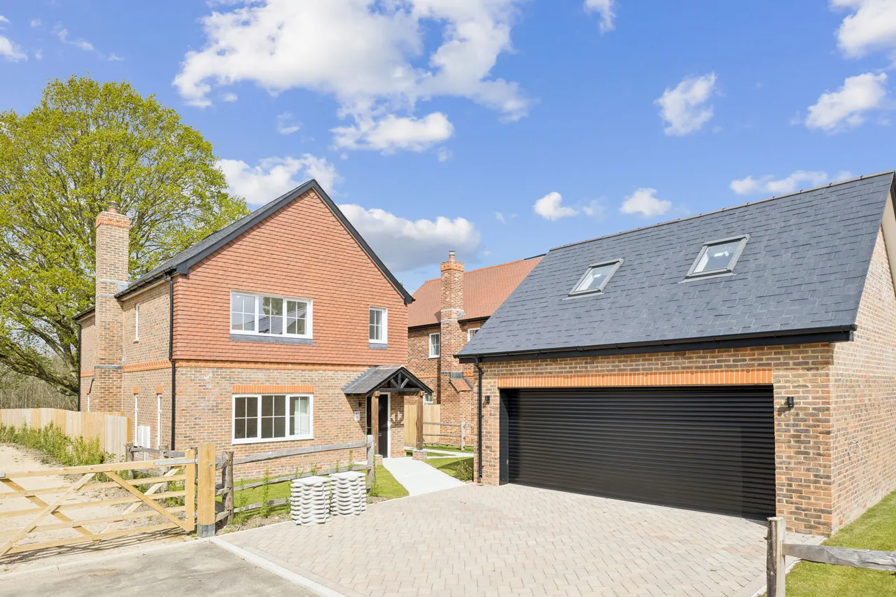 5 bed house for sale, Greenacres Park, Storrington, RH20