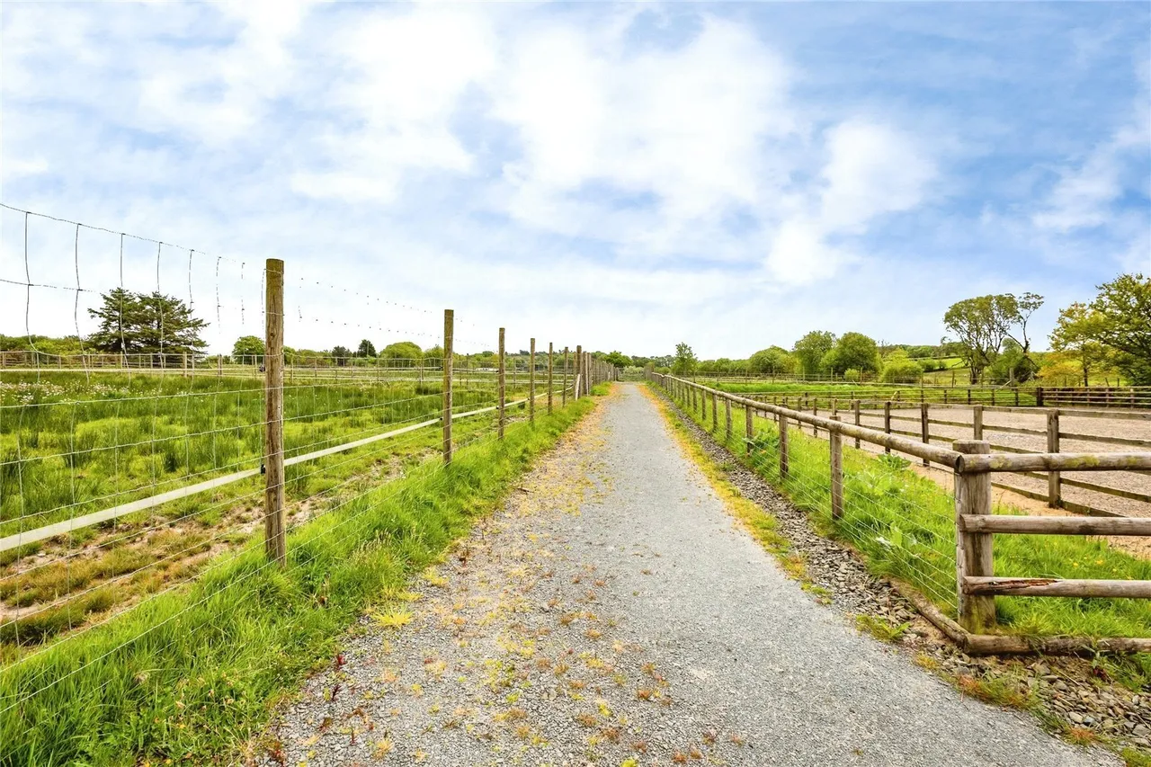 Bethania, Llanon, SY23, photo 32