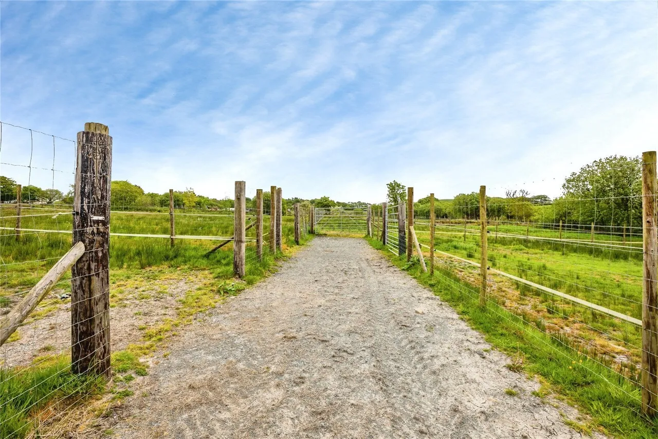 Bethania, Llanon, SY23, photo 38