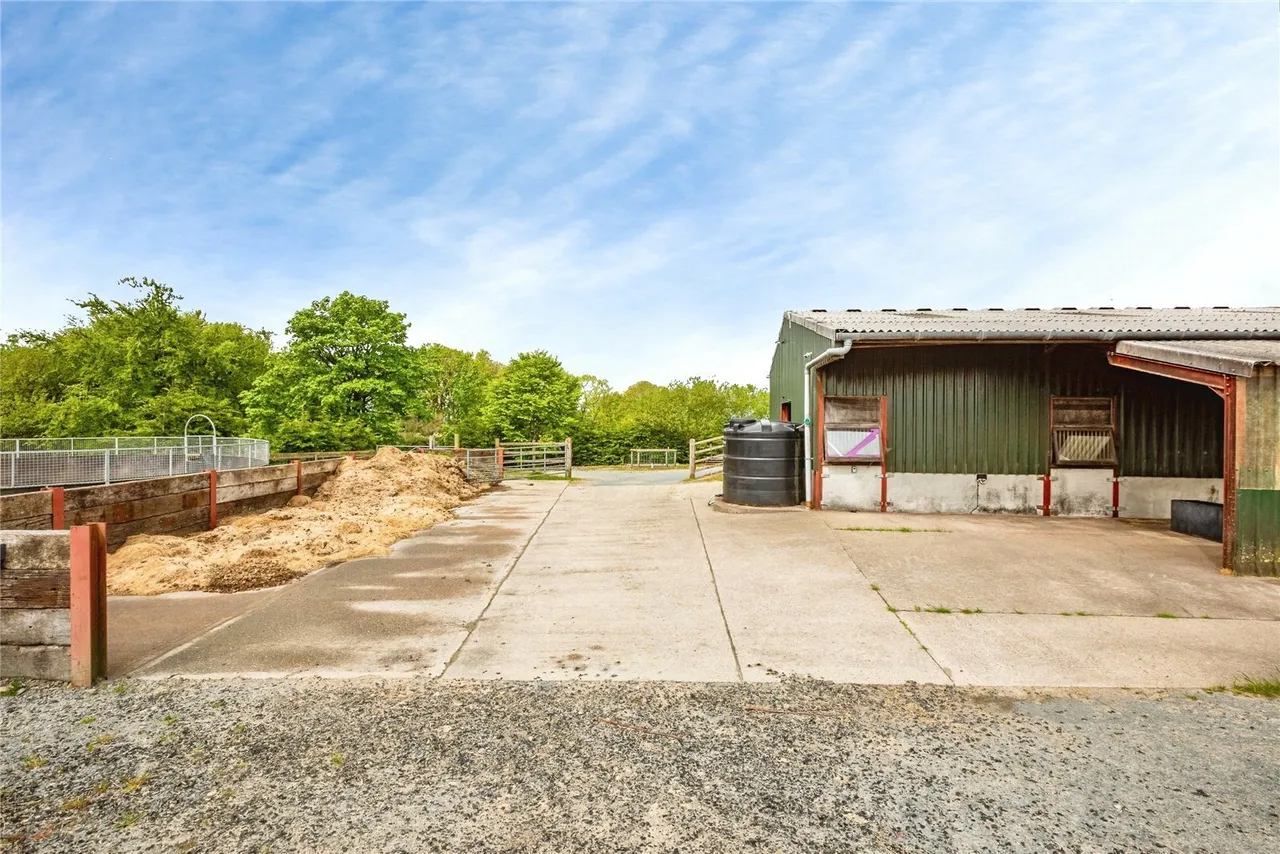 Bethania, Llanon, SY23, photo 26