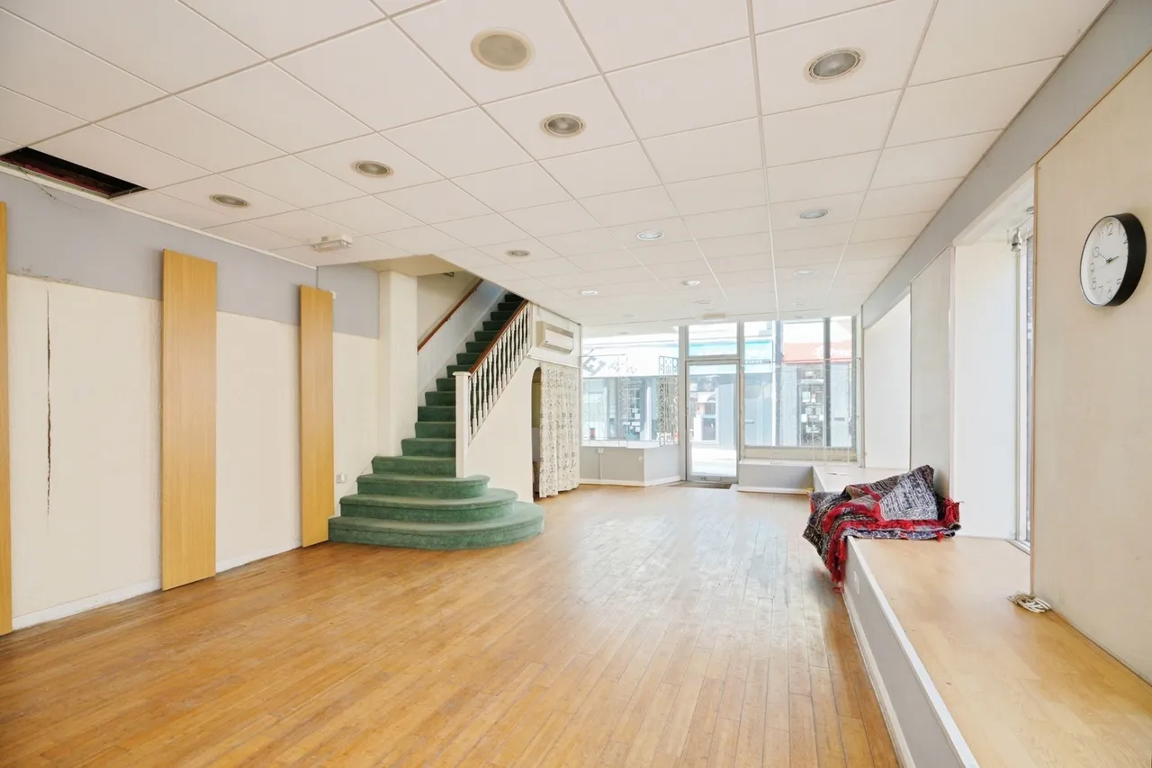 High Street, Pwllheli, LL53, photo 9
