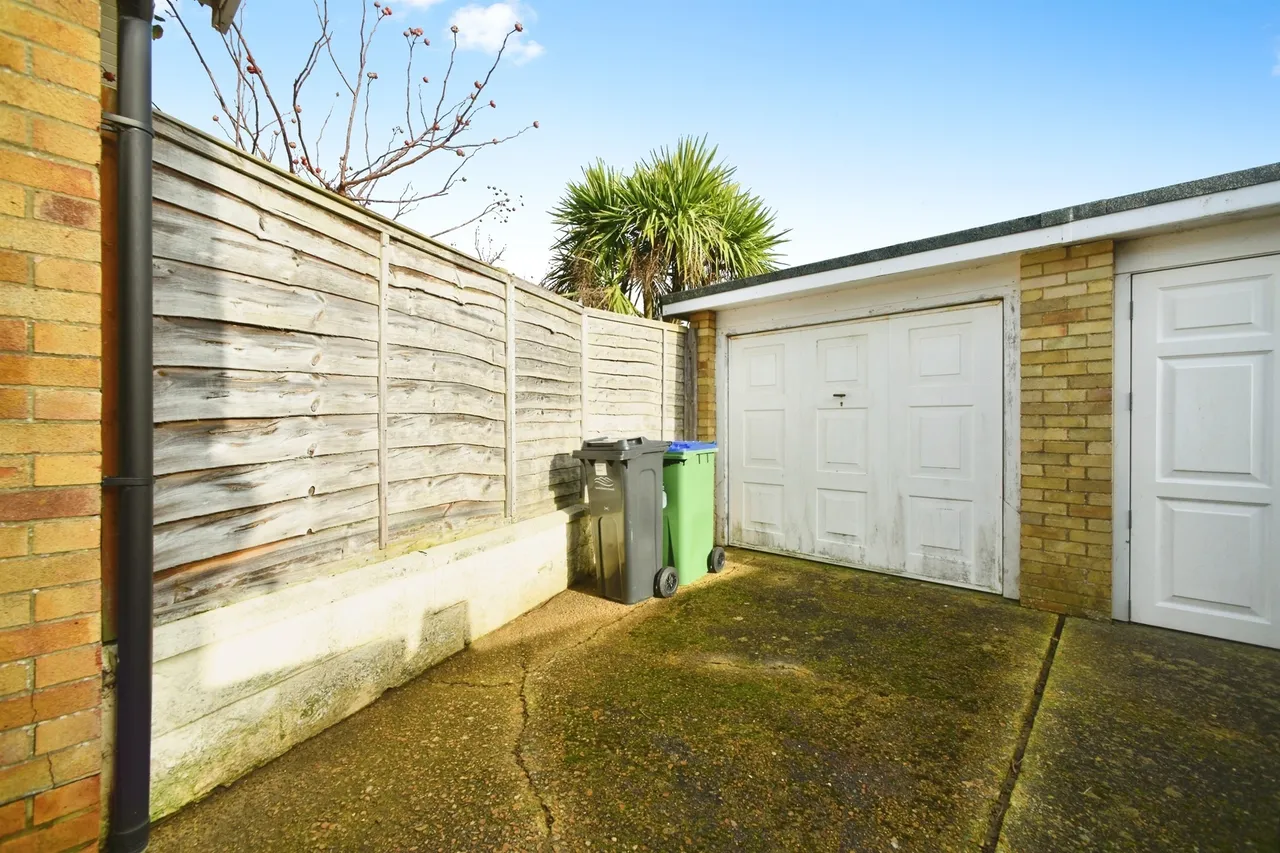 Phyllis Avenue, Peacehaven, BN10, photo 16