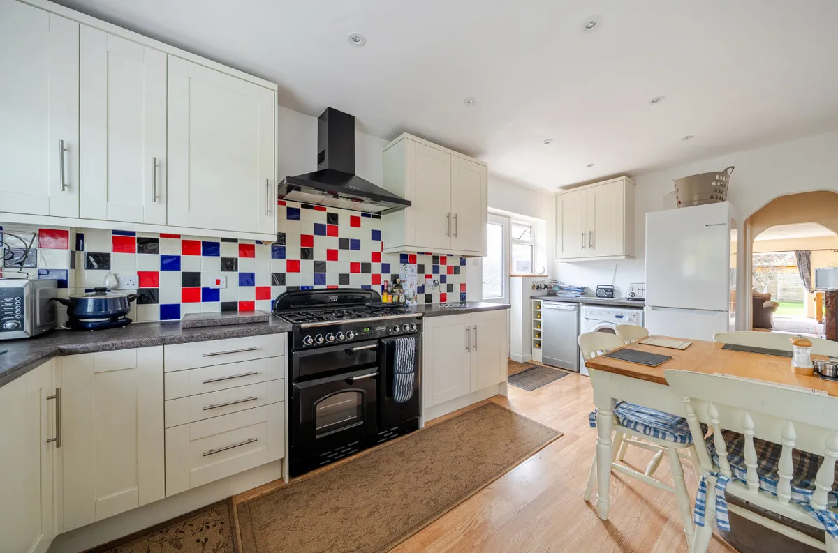 Billingshurst, RH14 9TD, photo 11