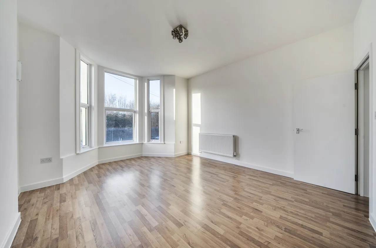 Flat 2, 1 Clifford Road, London, London, SE25 5JJ, photo 9