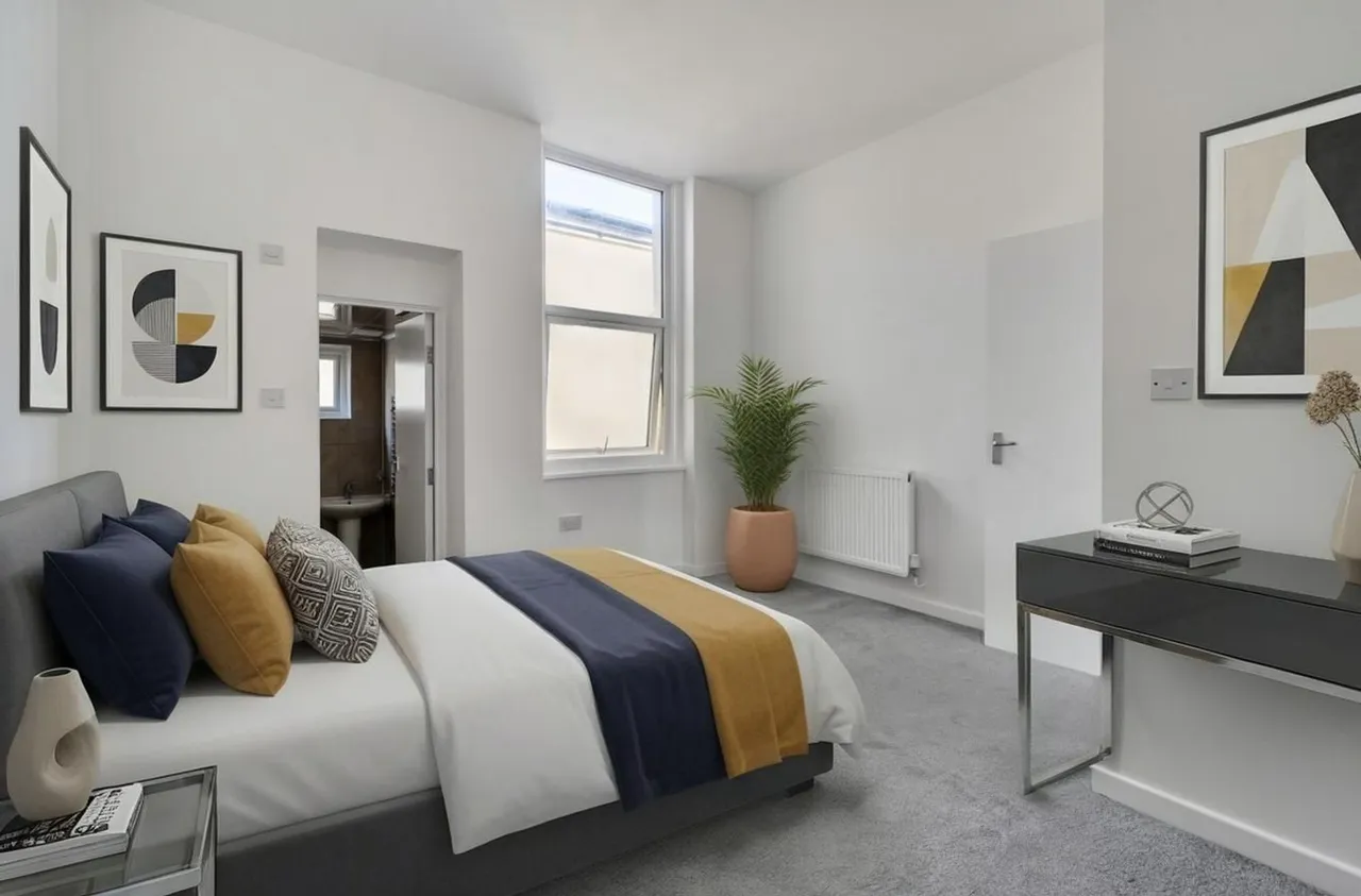 Flat 2, 1 Clifford Road, London, London, SE25 5JJ, photo 6