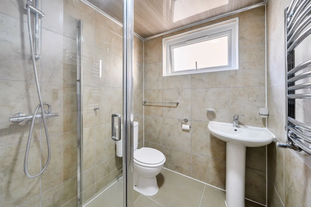Flat 2, 1 Clifford Road, London, London, SE25 5JJ, photo 7