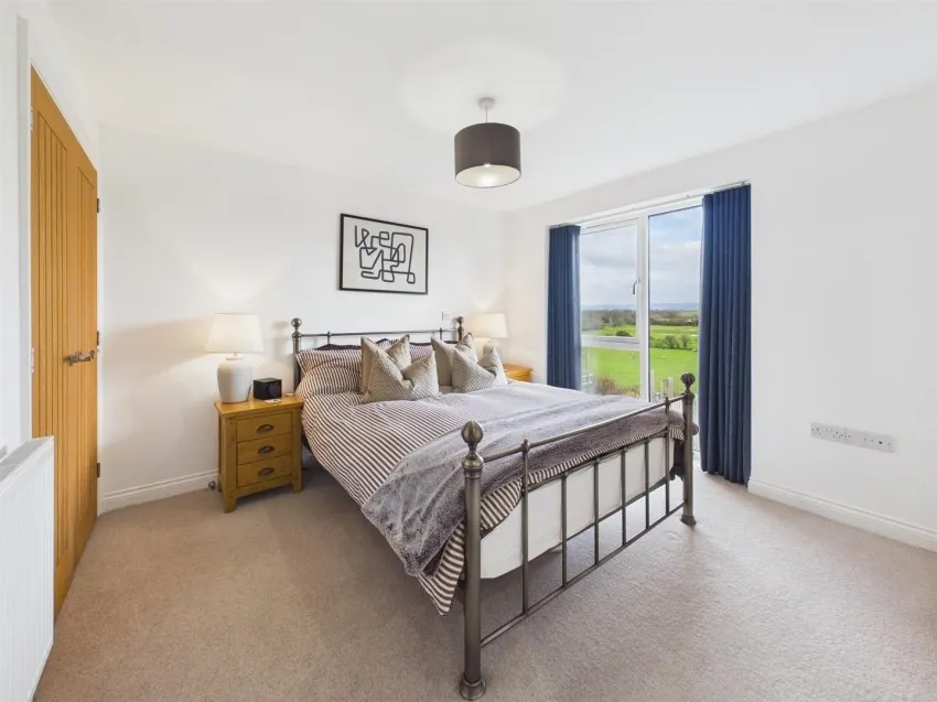 Elver Close, Minsterworth, photo 5