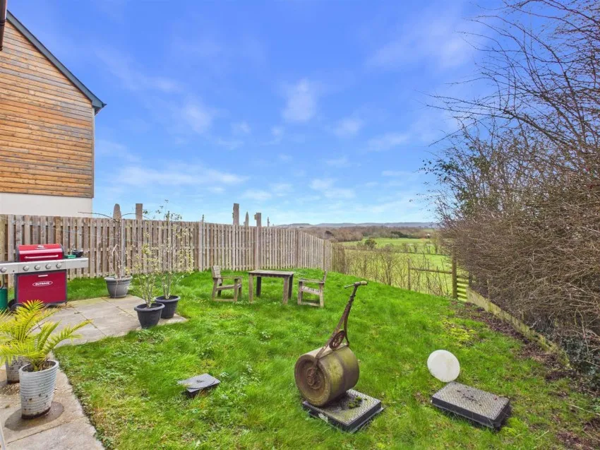 Elver Close, Minsterworth, photo 14