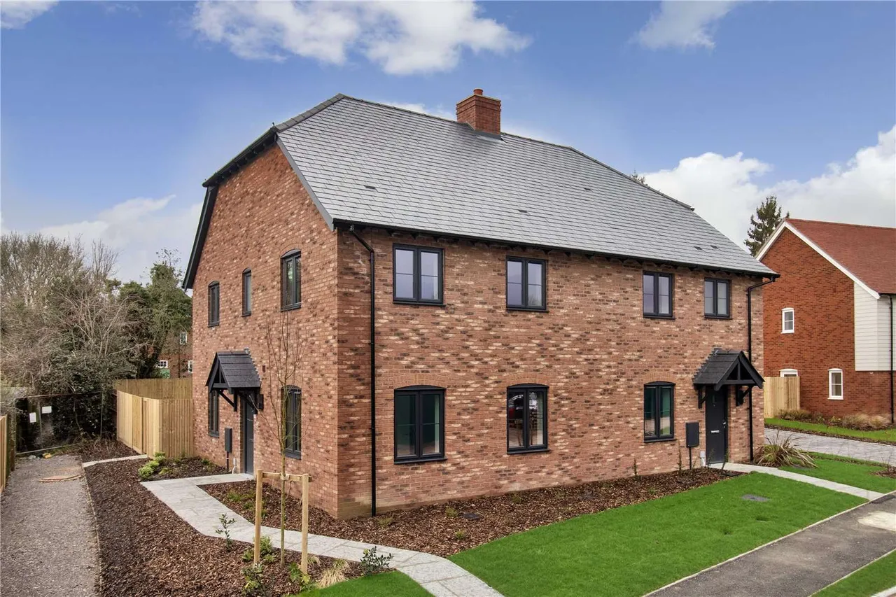 Orchard Downs, Lamberhurst, Tunbridge Wells, Kent, TN3 8BF, photo 2