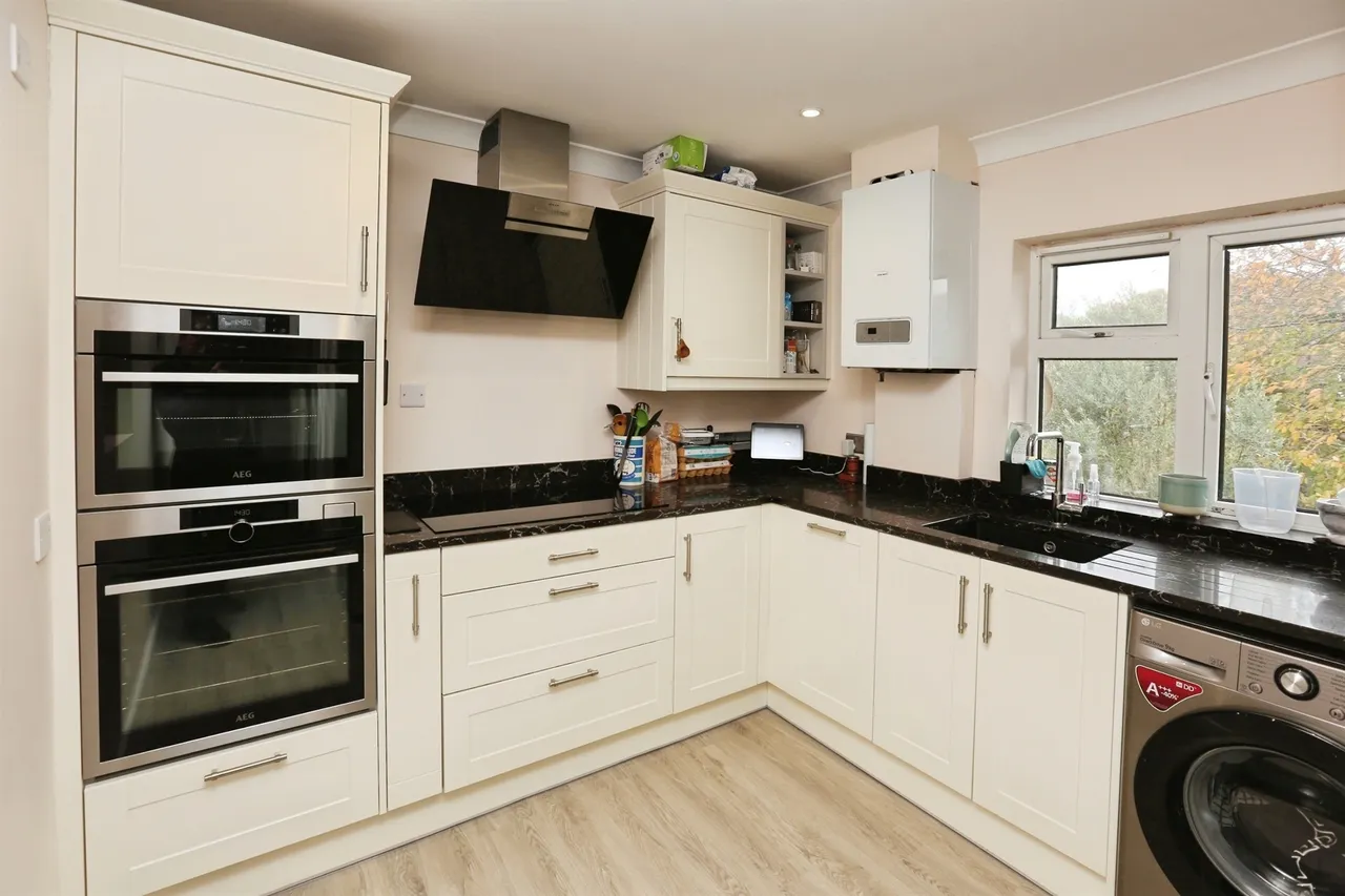 St. Nicholas Avenue, Gosport, photo 2