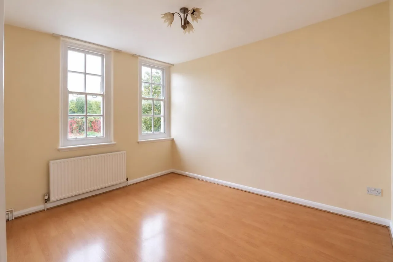 Erith High Street, Erith, DA8, photo 6