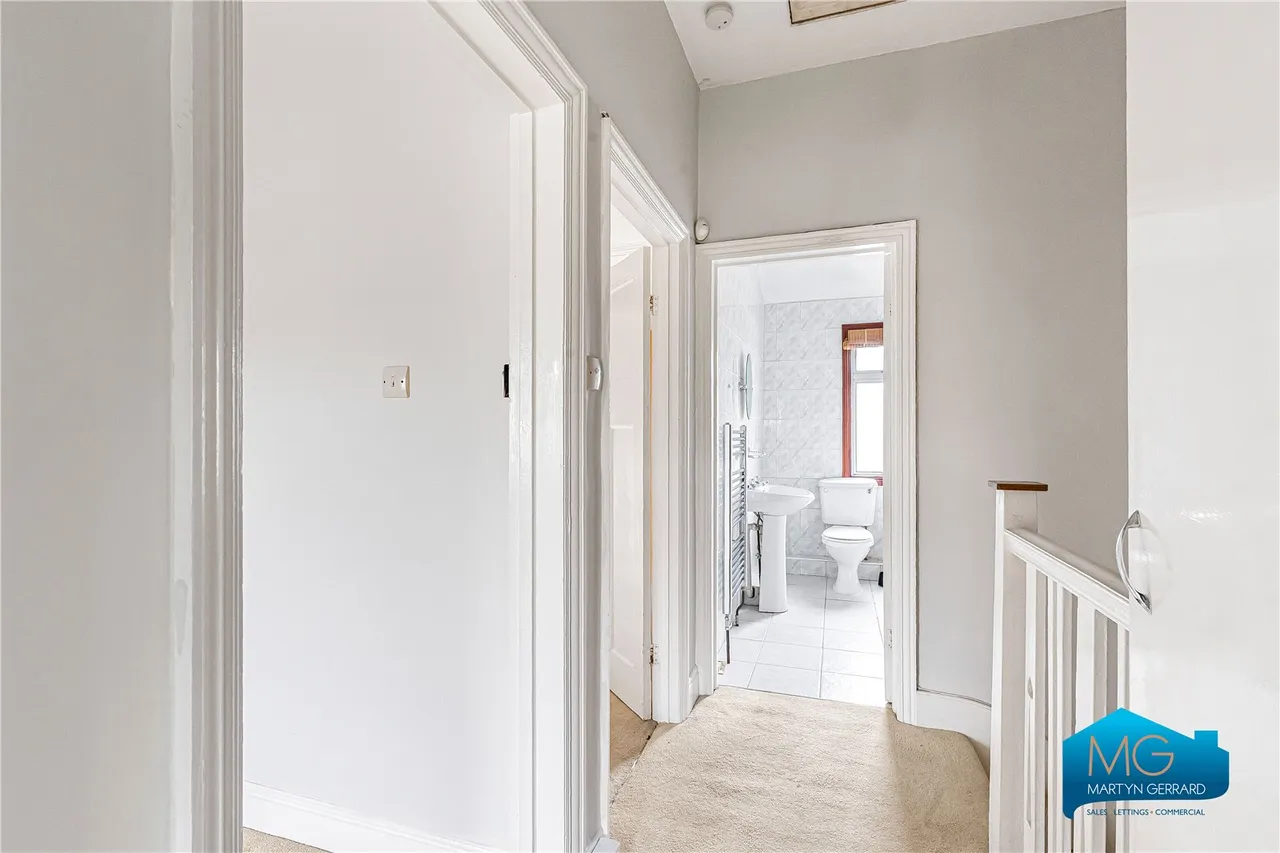 Woodhouse Road, North Finchley, N12, photo 16