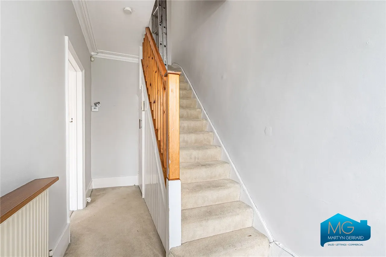 Woodhouse Road, North Finchley, N12, photo 18