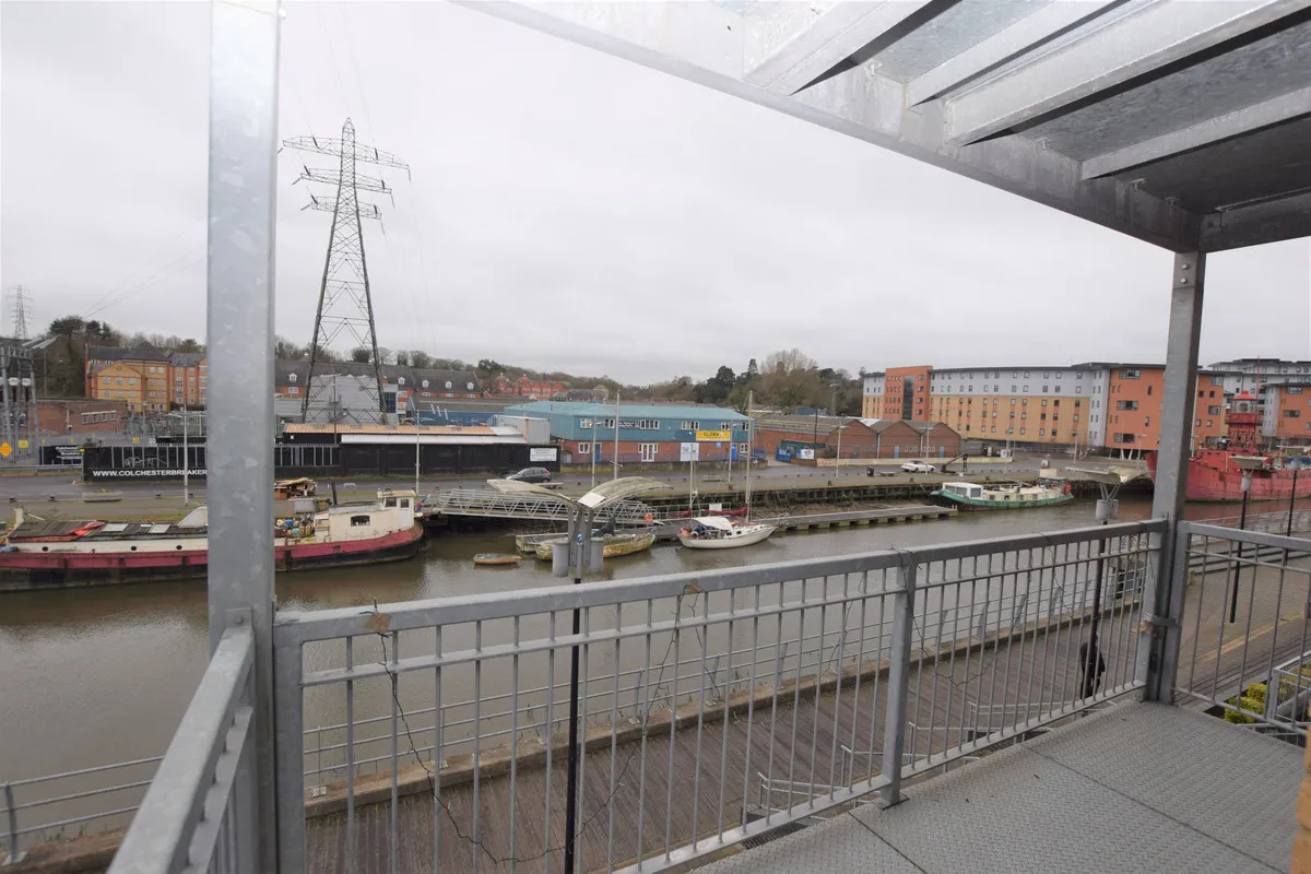 Quayside Drive, Colchester, Essex, CO2 8GN, photo 9