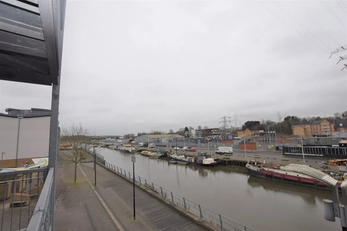Quayside Drive, Colchester, Essex, CO2 8GN, photo 10