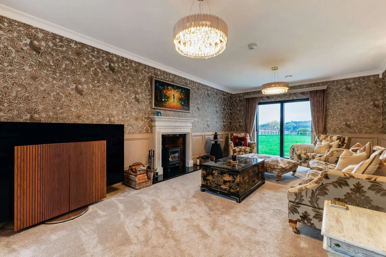 Rivers Reach, Mytton, Montford Bridge, Shrewsbury, SY4 1EU, photo 6
