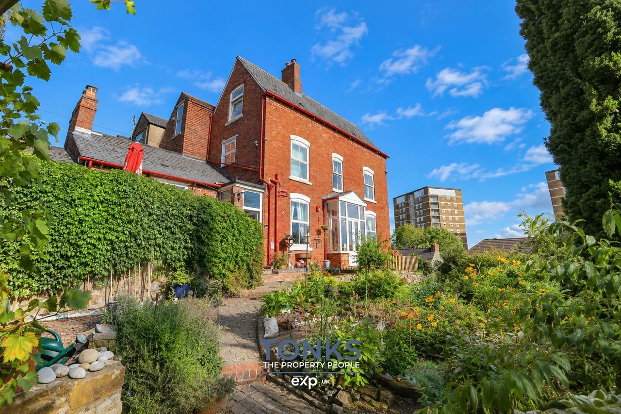 4 bed house for sale, Church Hill, Brierley Hill, DY5