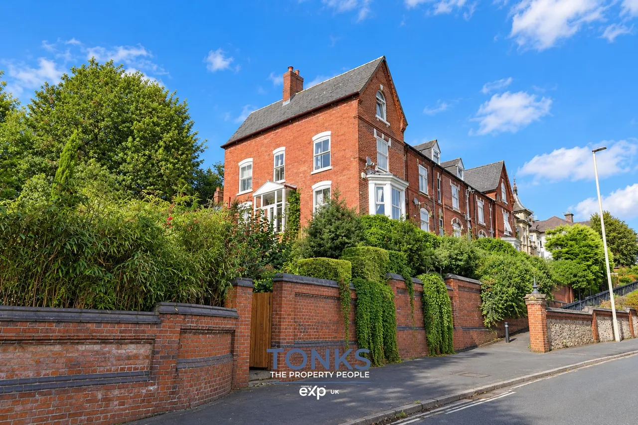 Church Hill, Brierley Hill, DY5, photo 25