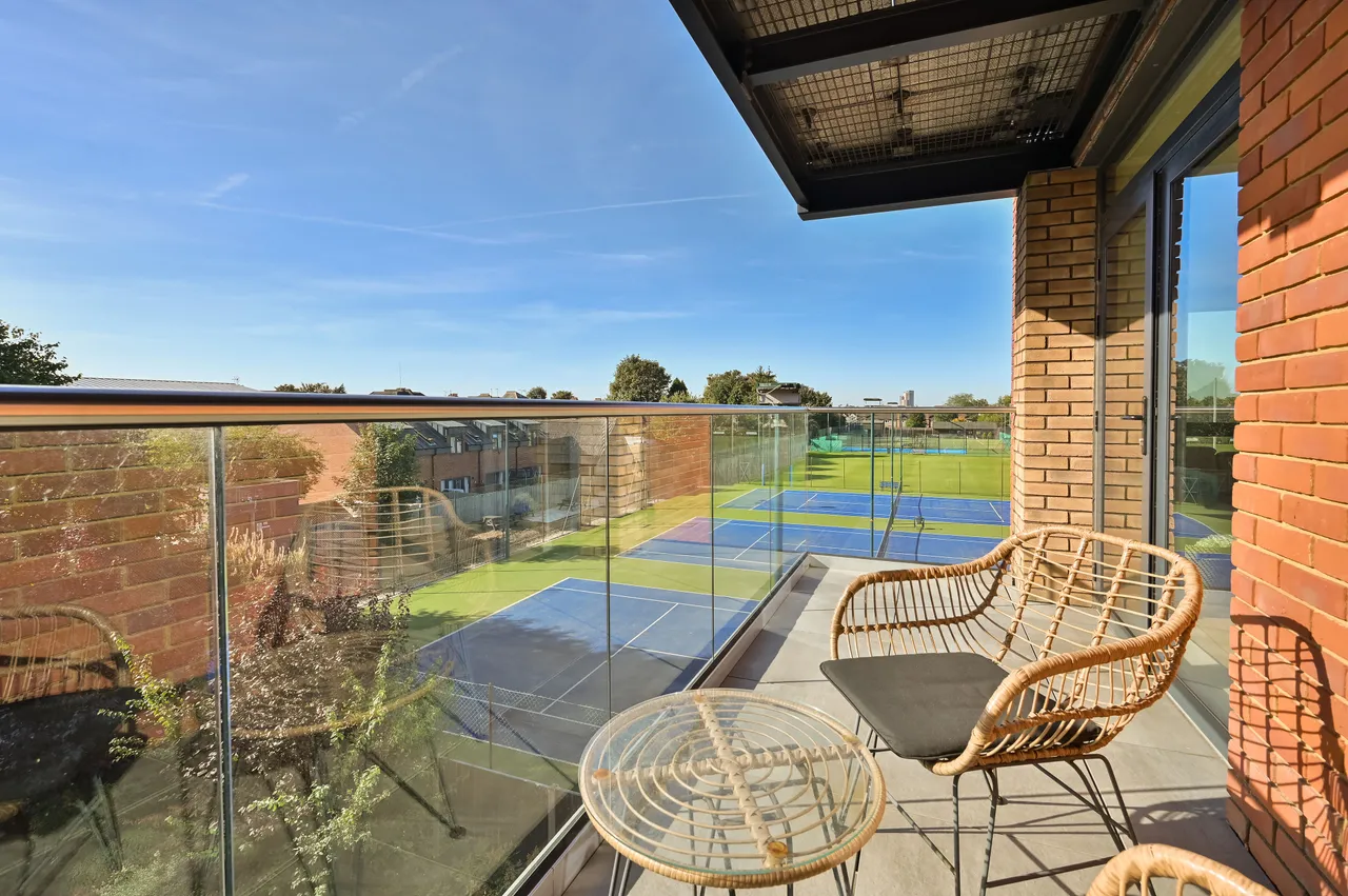 Watford, WD18, photo 11