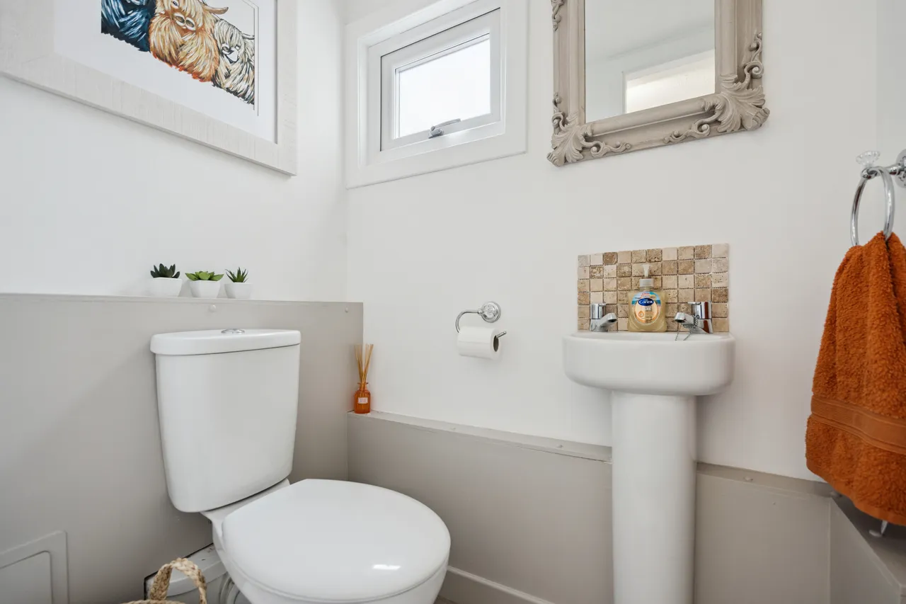 Braemar Avenue, Dunblane, FK15, photo 9