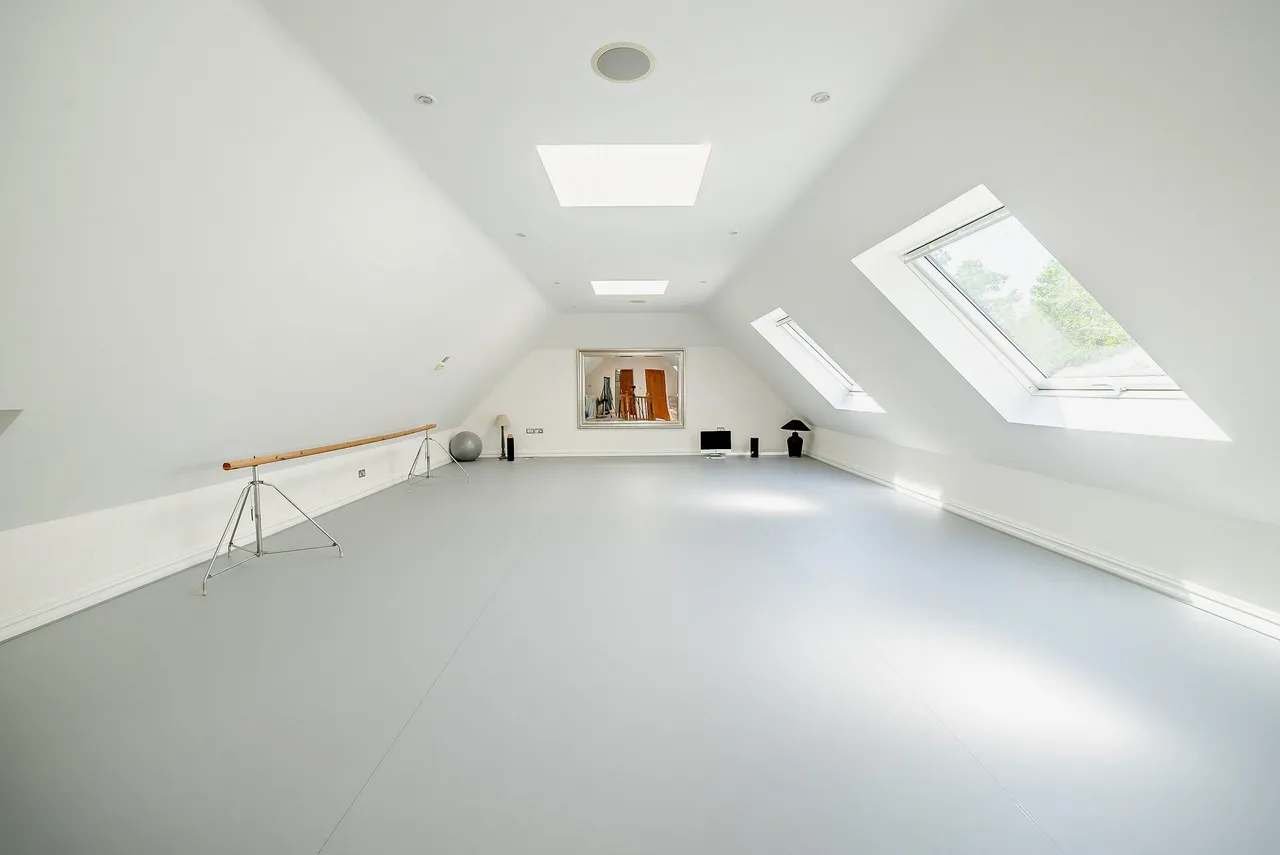 Larch Avenue, Ascot, SL5, photo 13