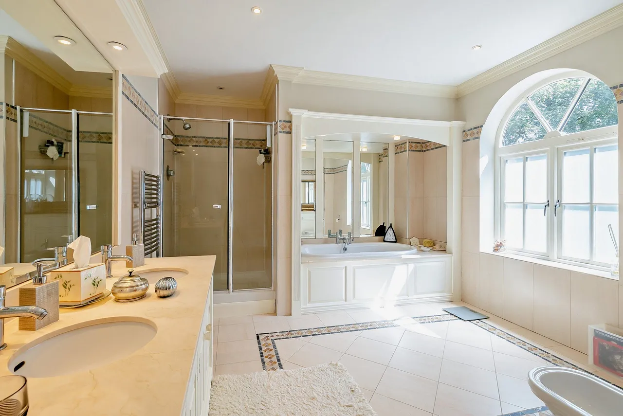 Larch Avenue, Ascot, SL5, photo 8