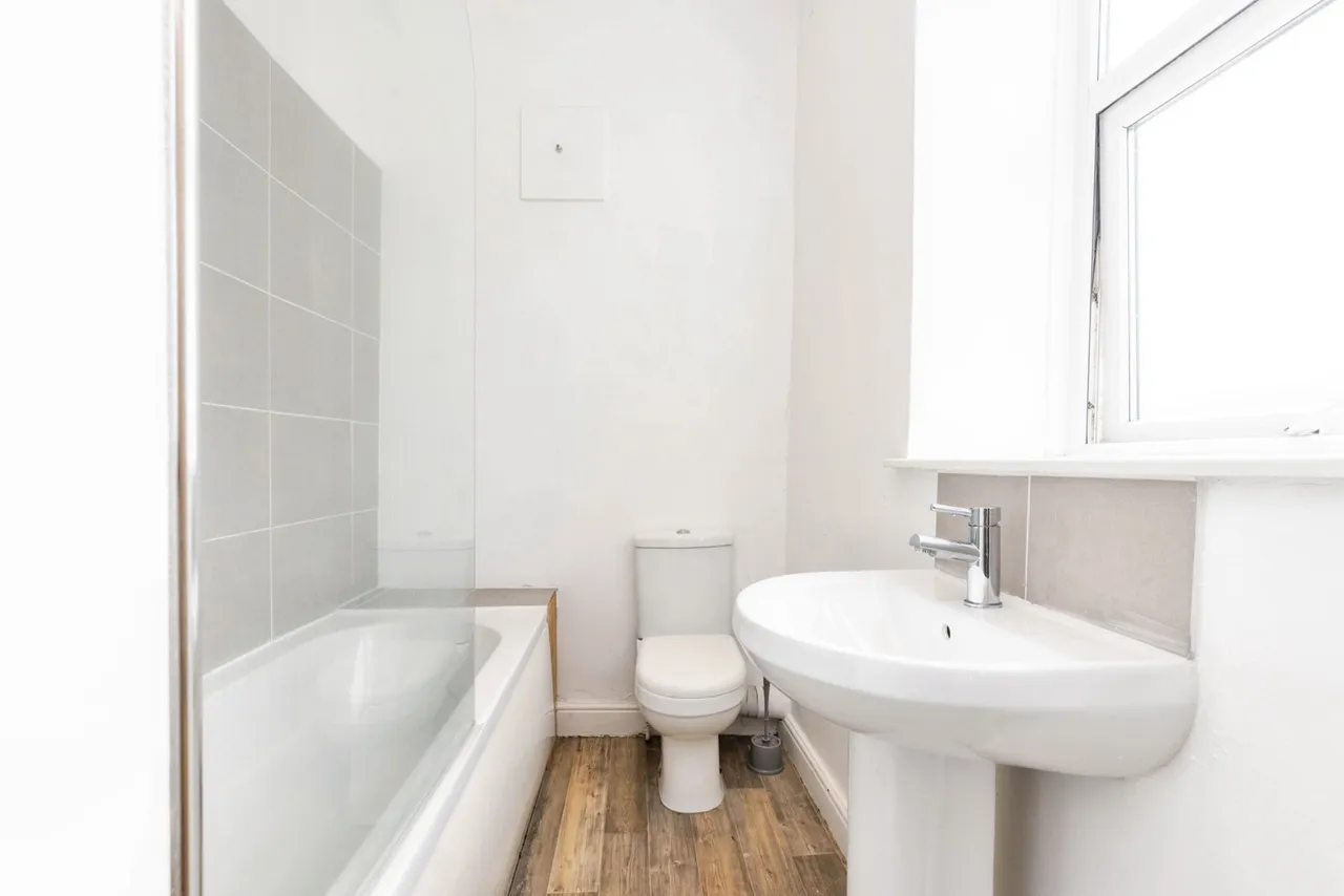 Dodds Royd, Huddersfield, West Yorkshire, HD4, photo 7