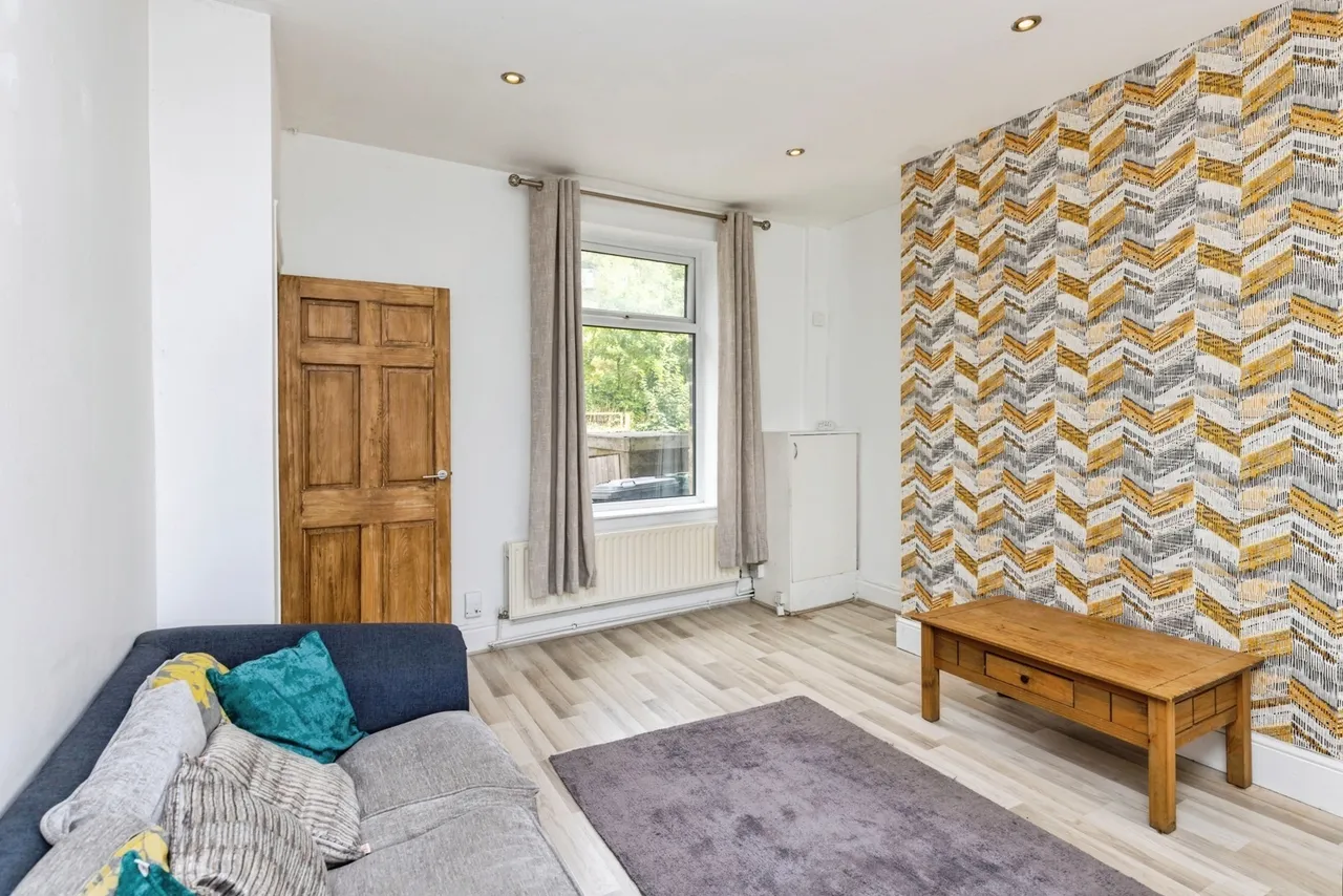 Dodds Royd, Huddersfield, West Yorkshire, HD4, photo 4